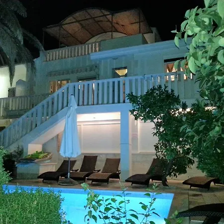 Apartamento Oasis Hyllis Marina (Bossoglina)