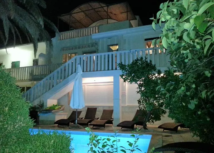 Apartamento Oasis Hyllis Marina (Bossoglina)